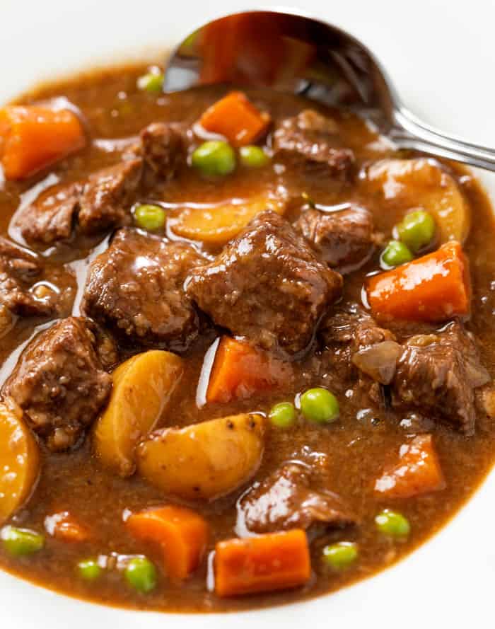 Ultimate Slow Cooker Beef Stew: Tender Beef & Perfect Potatoes
